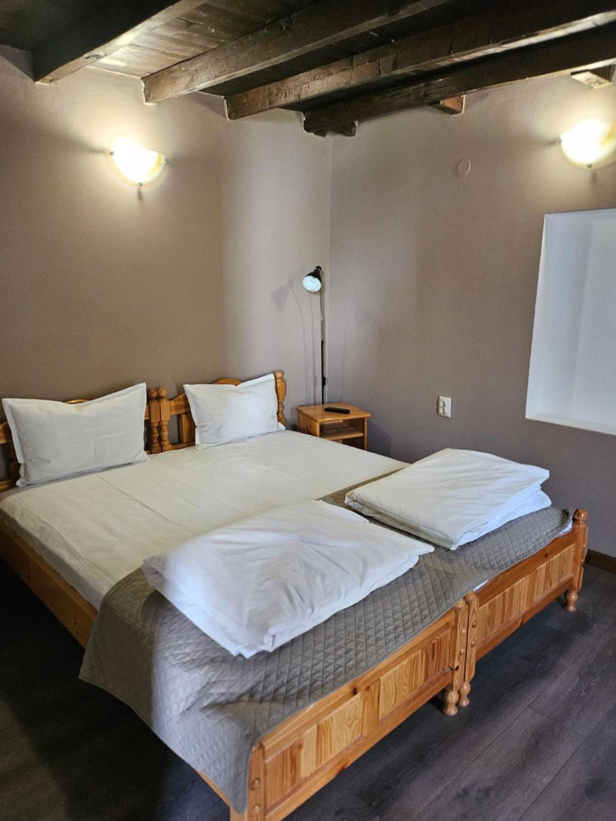 Orehite-Family Hotel ,Food & Pool Bozhichen Екстер'єр фото